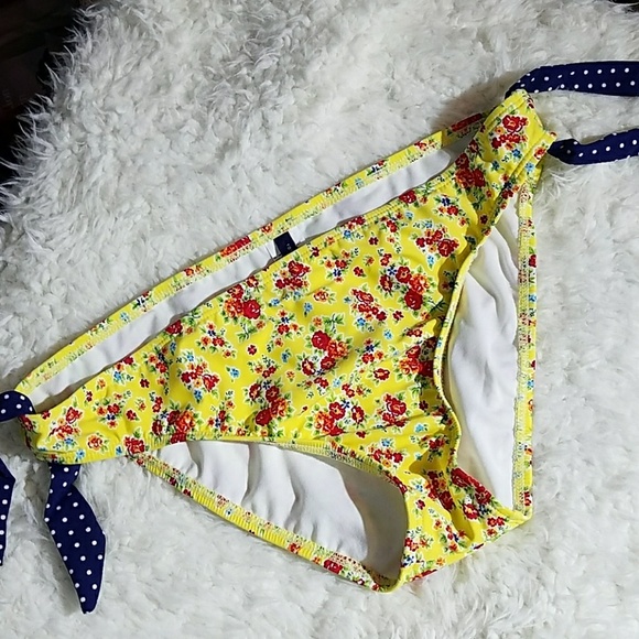 Tommy Hilfiger Other - Tommy Hilfiger bikini bottoms 12